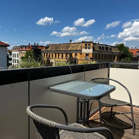 Suiteable-living Neunseenland - Parkplatz,netflix