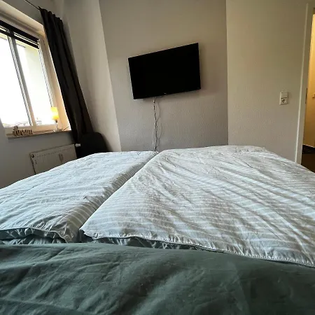 Suiteable-living Neunseenland - Parkplatz,netflix 公寓 *